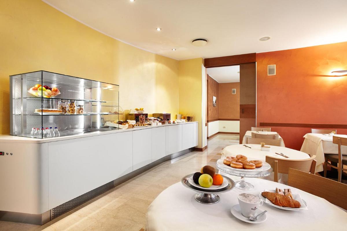 Primhotel - Housity