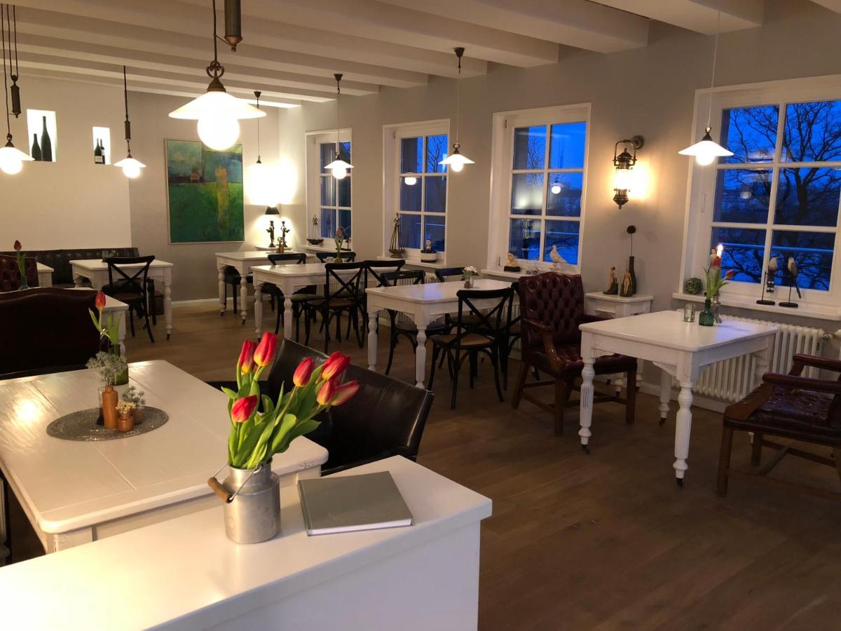 Seehotel Lichtenberg - Housity