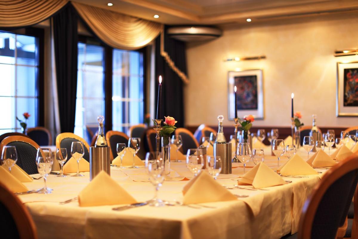 Hotel Waldesrand - Housity