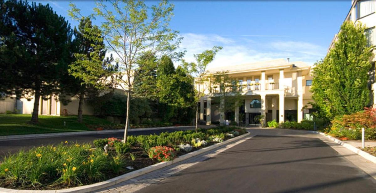 Hockley Valley Resort - Housity
