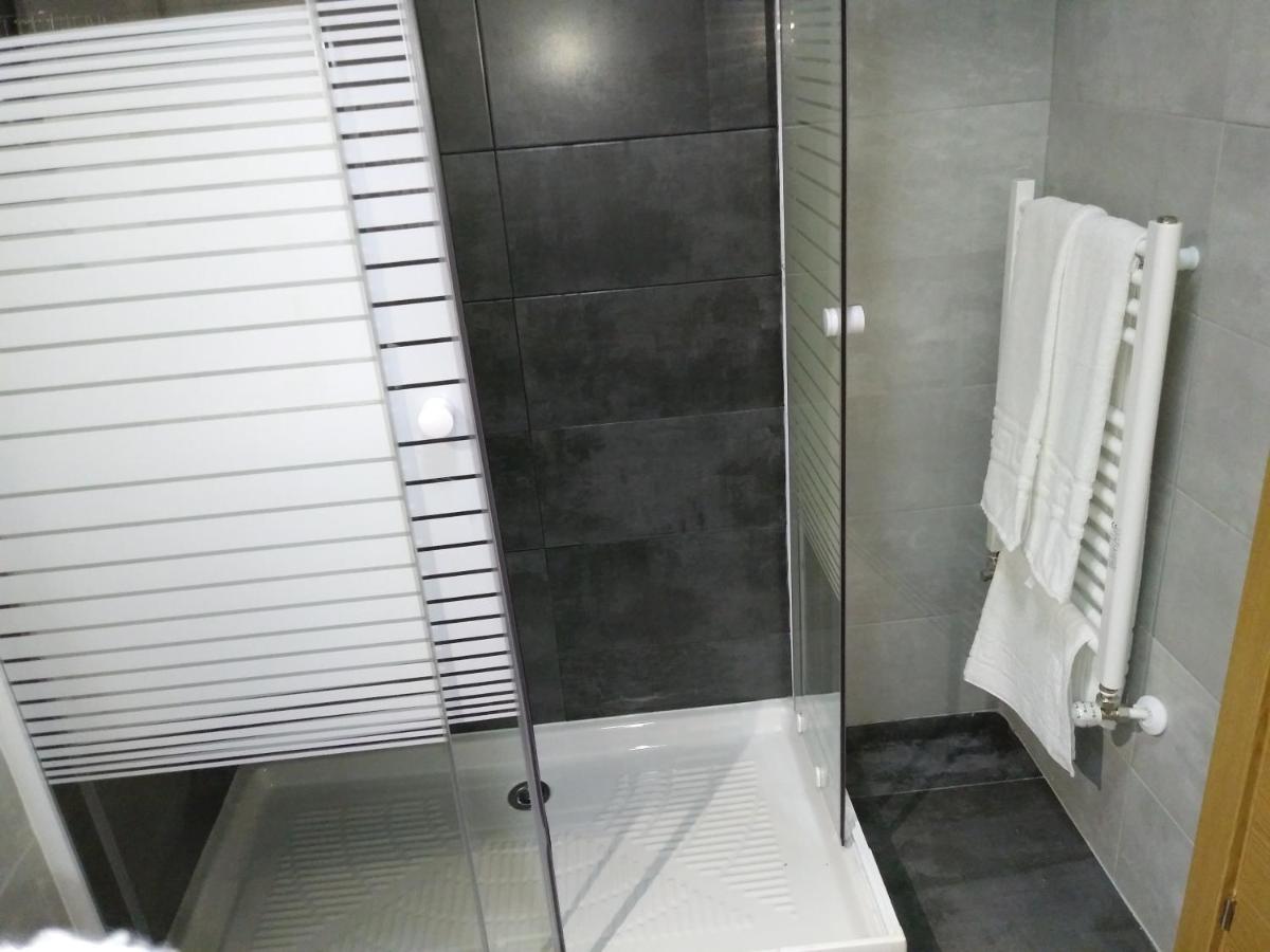 Hostal Gemi - Housity