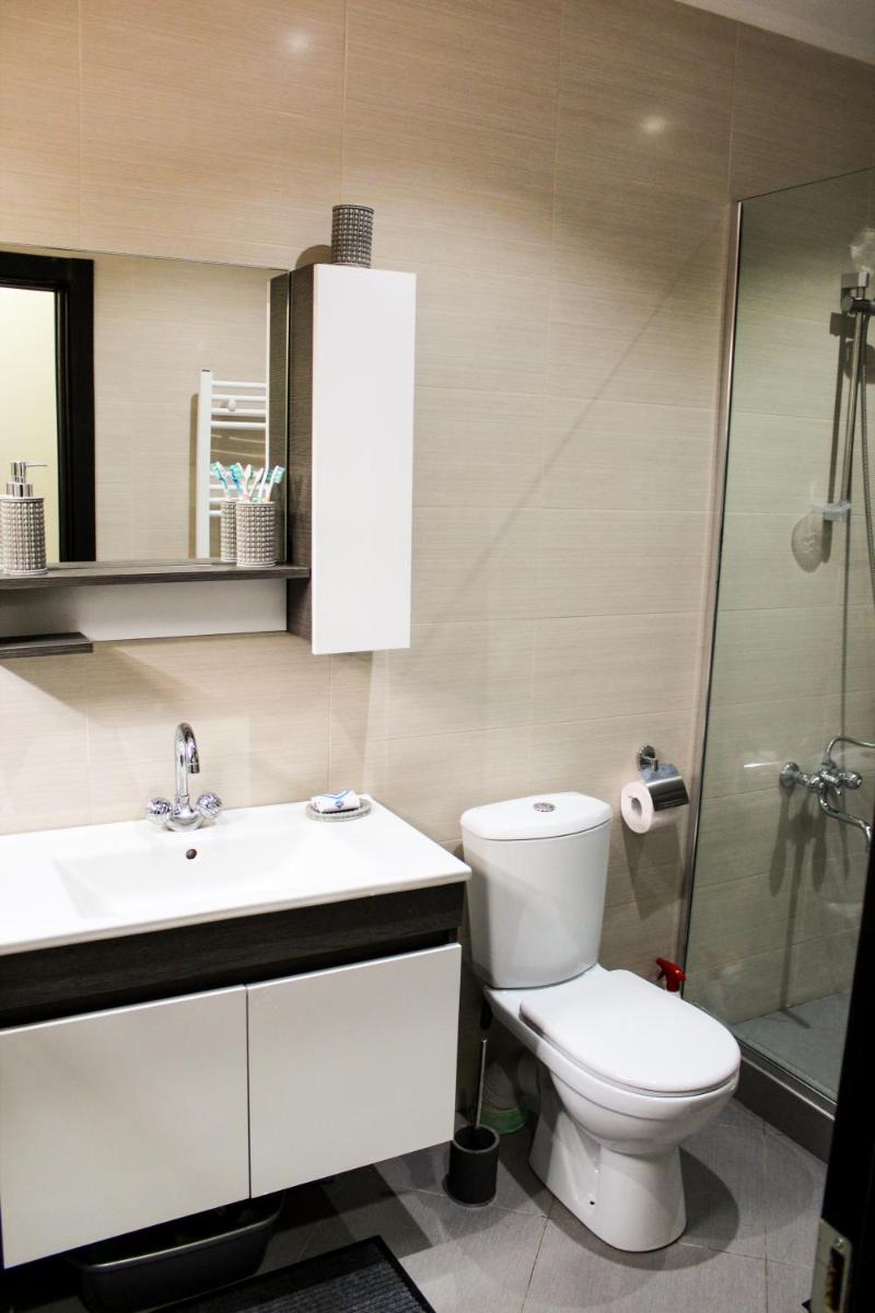 Lasha Apartment - Housity