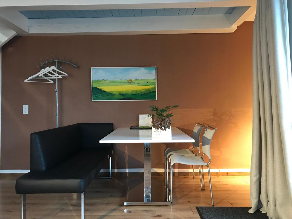 Haus Eleisa - Hizvo