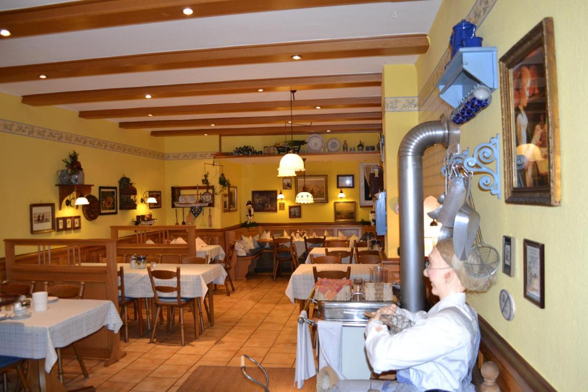 Hotel Gasthof Rödertor - Housity