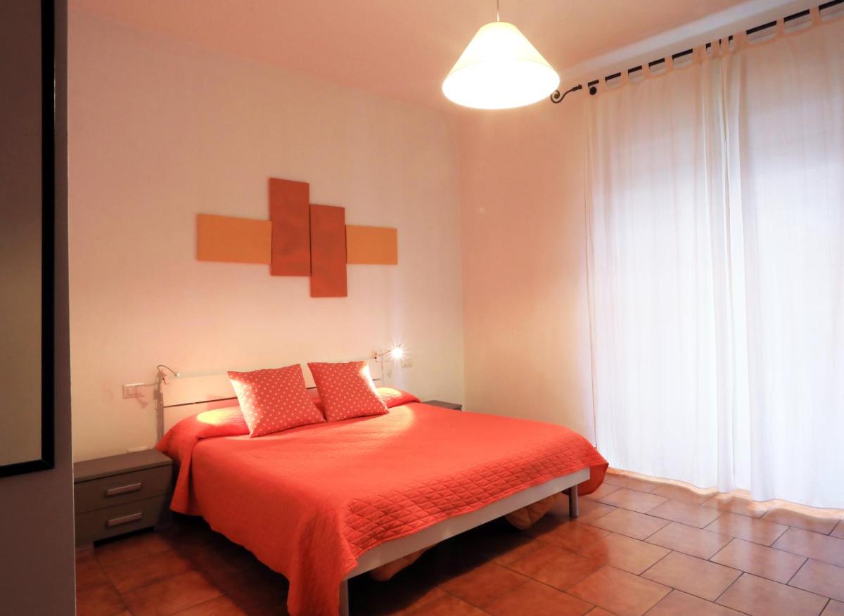 Primo Piano Guesthouse - Bari Policlinico - Housity