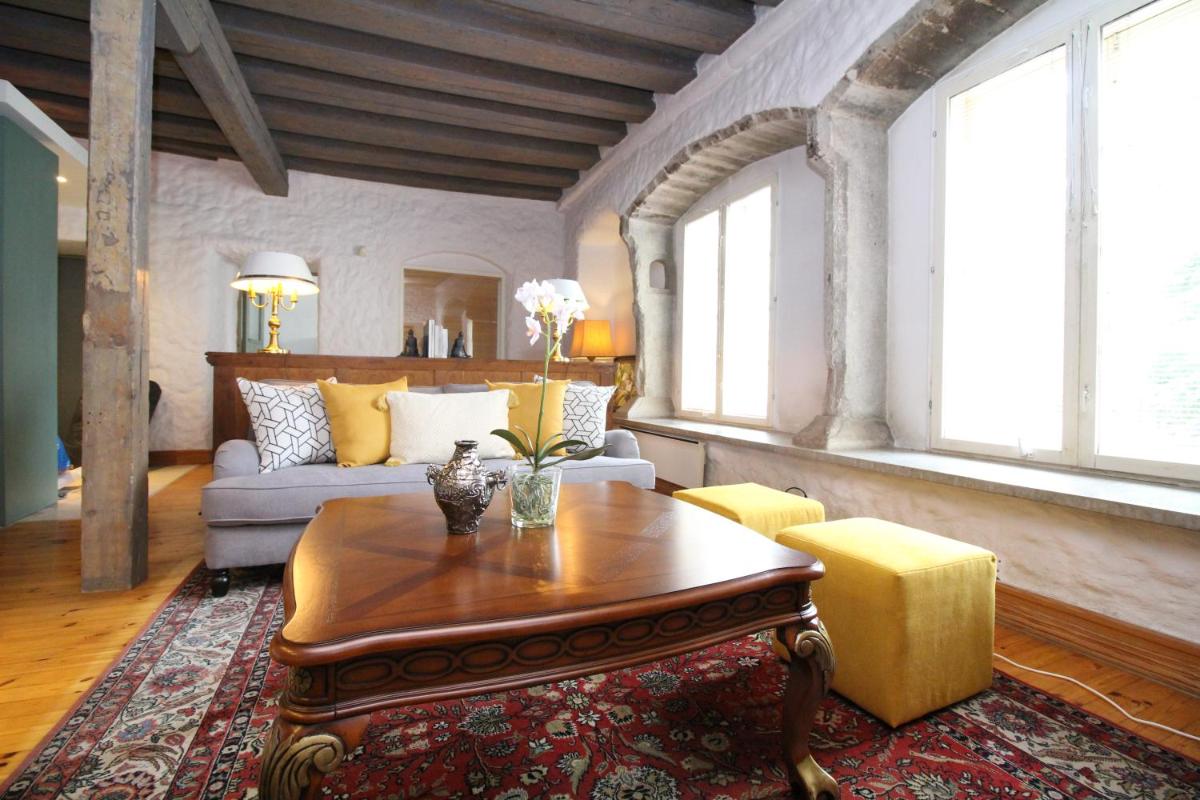 Suitetrails - Tallinn City Apartments Old Town 3 bedroom