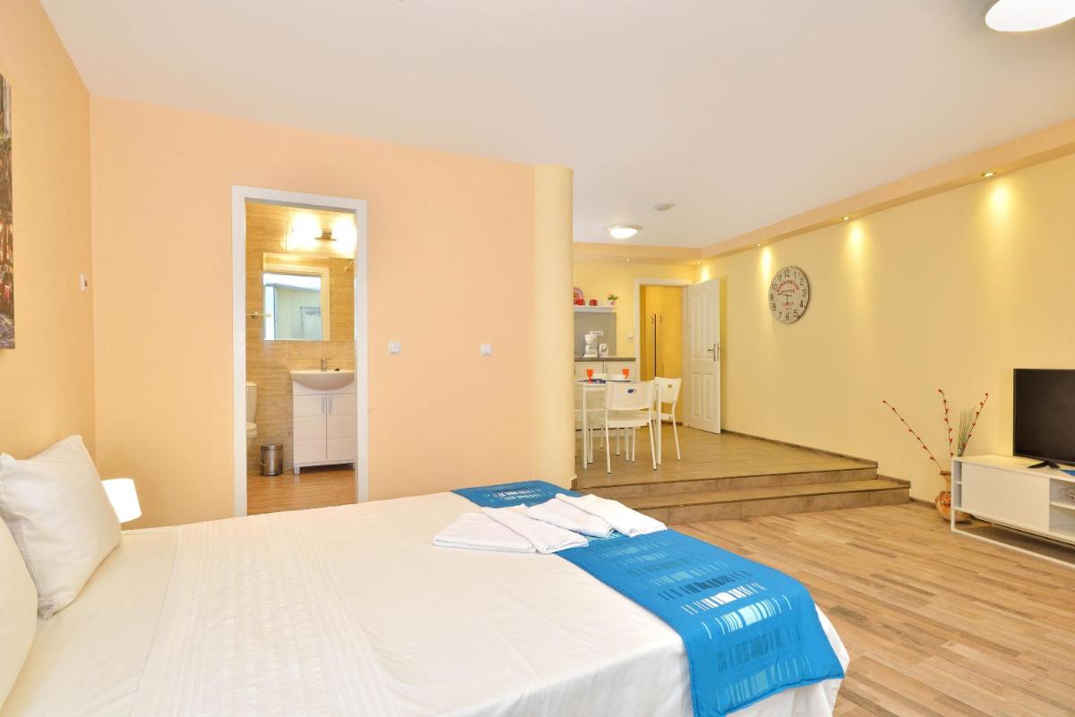 BulgariaVilla - Central studio #2 - Housity