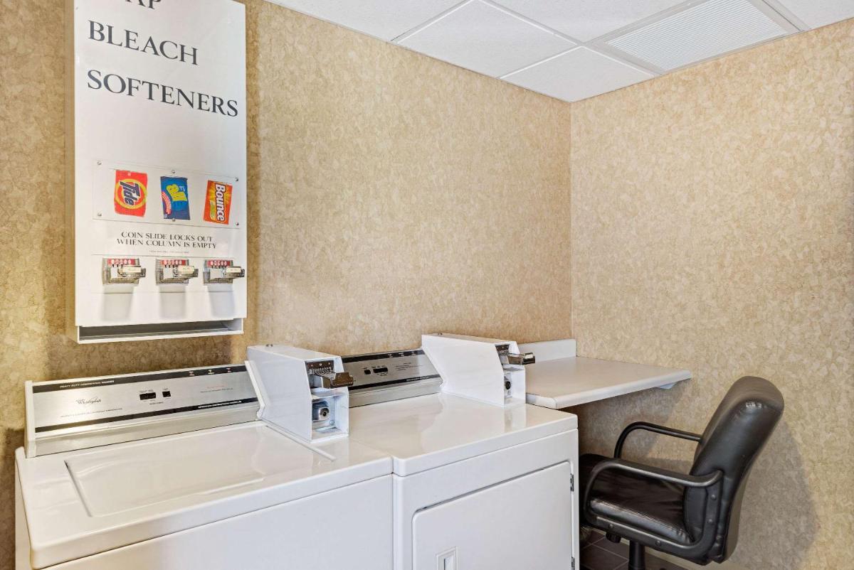 Saco Bay Hotel - Housity