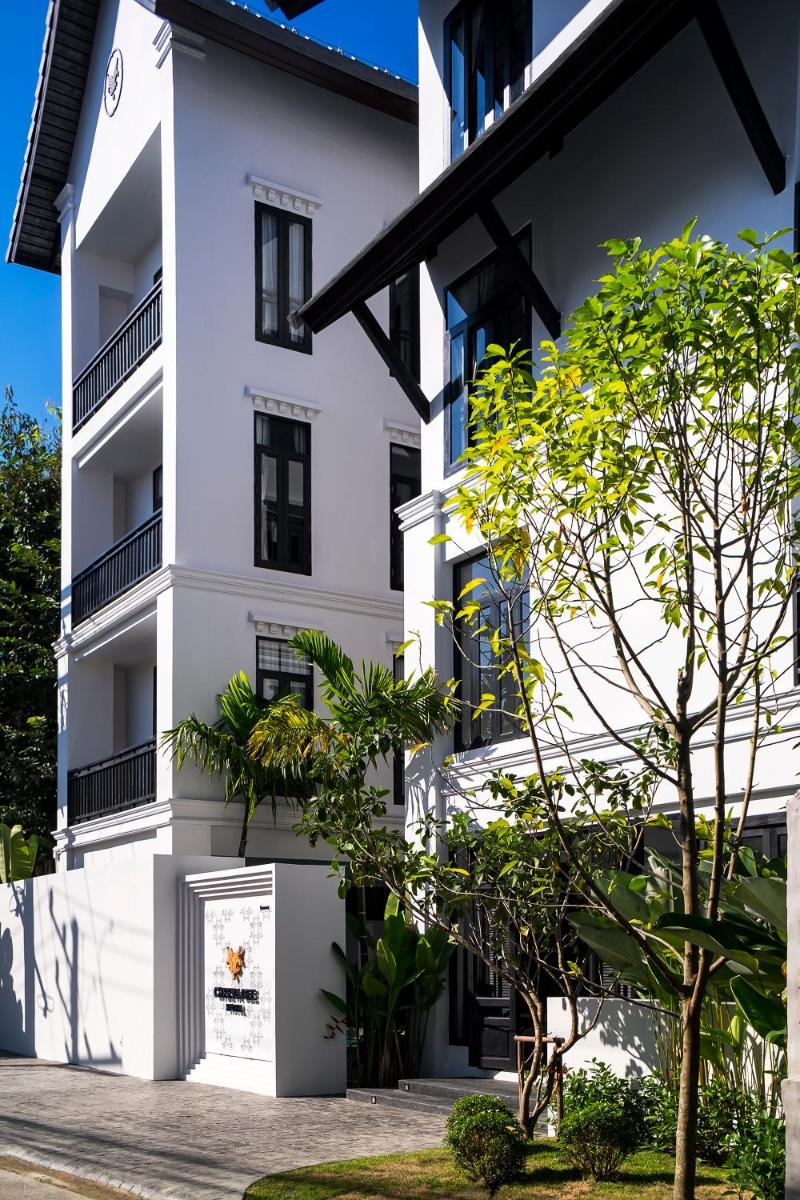 Cheeva Dee Hotel - Housity