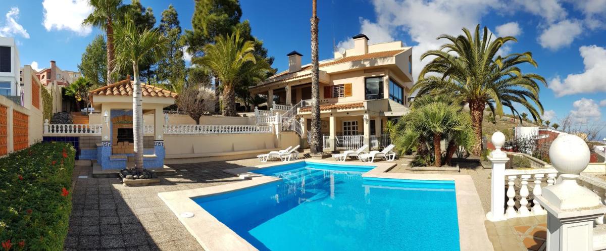 Teresita High Views with private pool - Housity