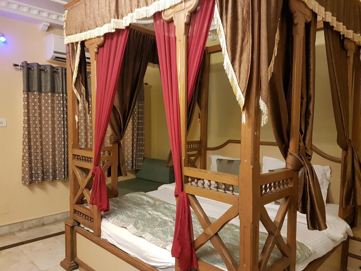 Hotel Swagat - Housity
