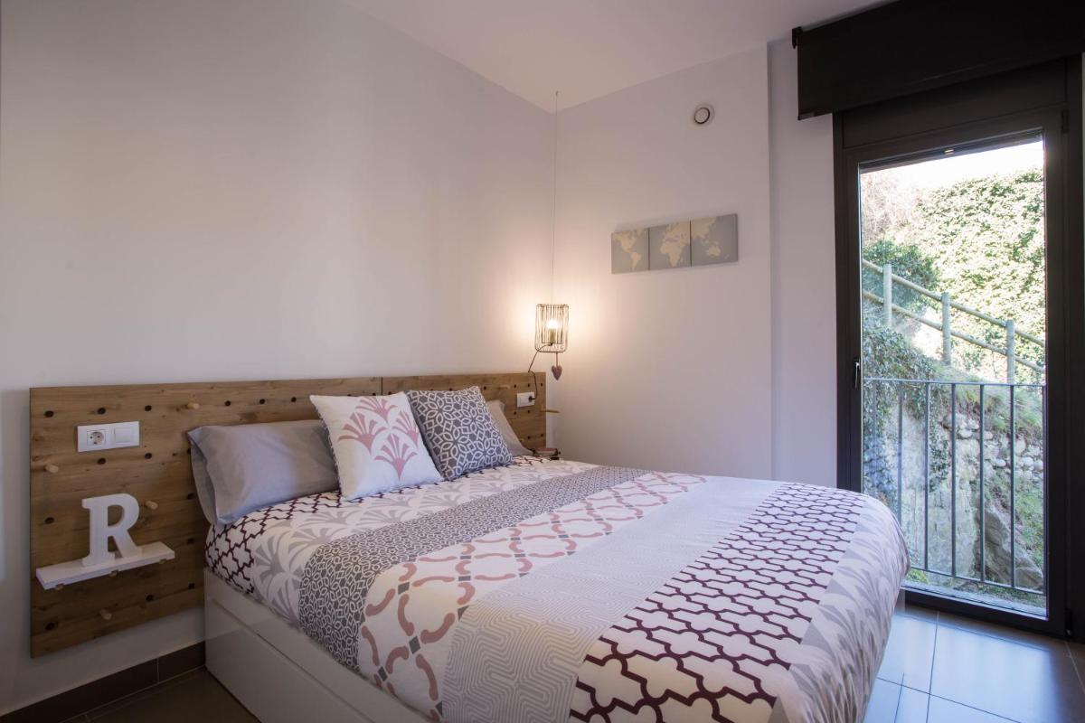 Raval de Ripoll - Housity