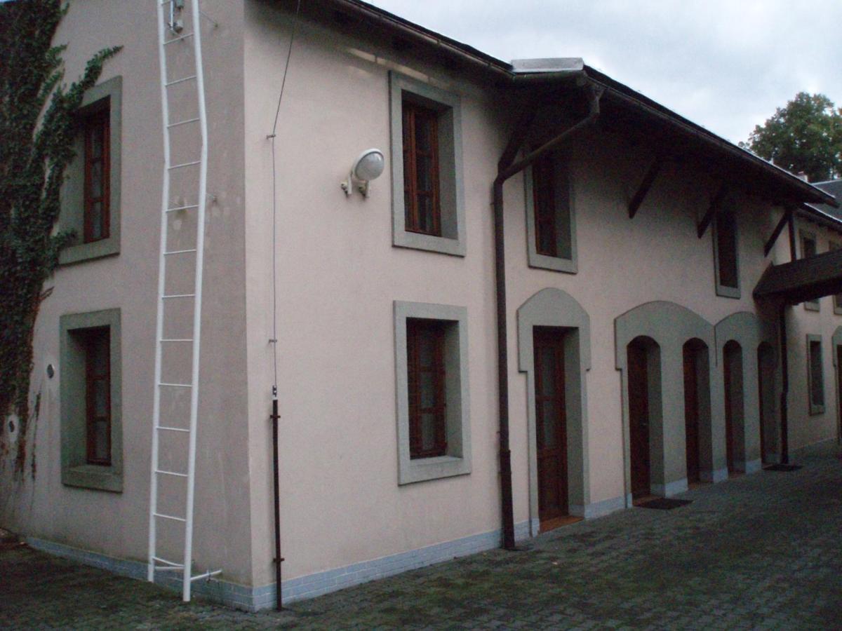 Apartmán Kamzík - Housity