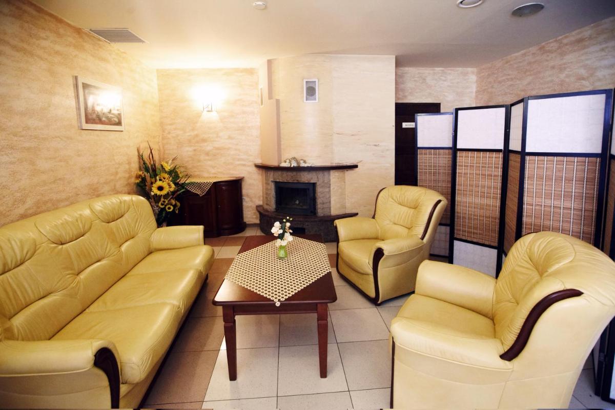 Hotel Dukat - Housity