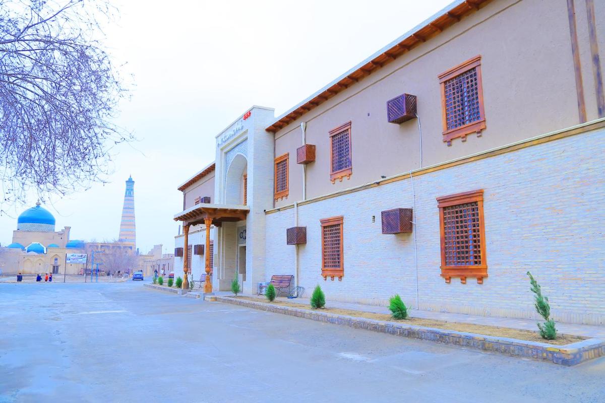 Arkanchi Hotel - Hizvo
