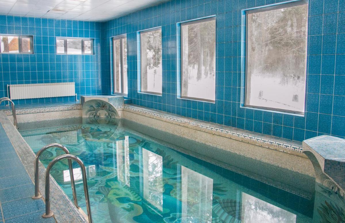Suitetrails - Lesnaya Skazka Hotel