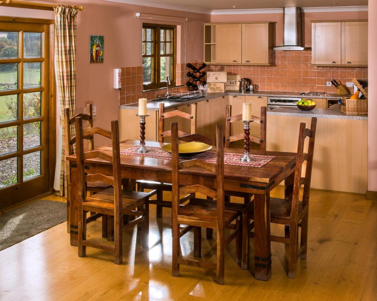 New Woll Estate - Housity