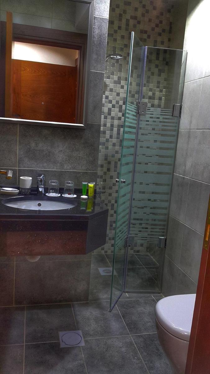 Rayshan Hotel - Housity