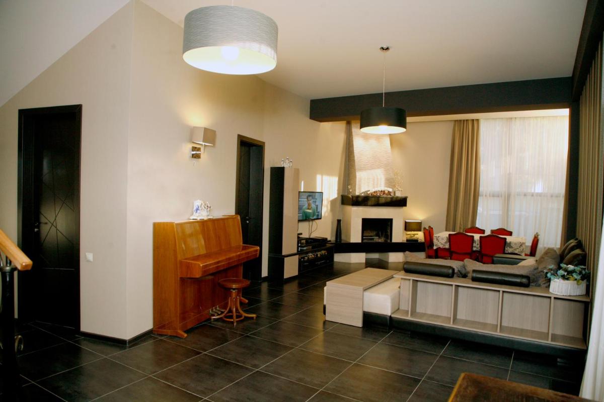 Luxury Villa Nieli - Housity