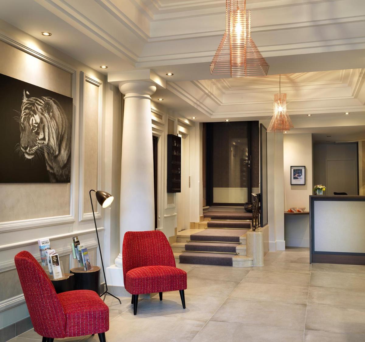 Coin salon dans l'établissement Hotel Le Cottage Bise