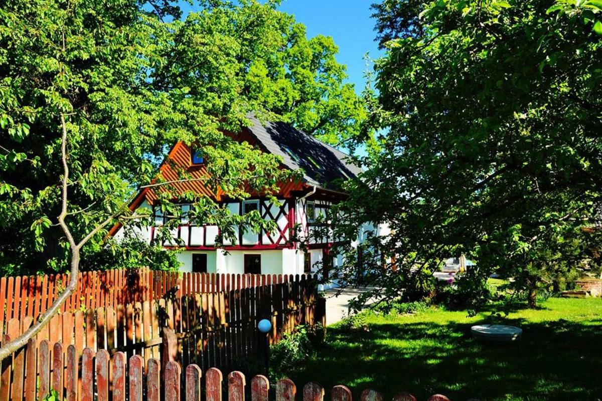 Gajowe Zacisze - Housity