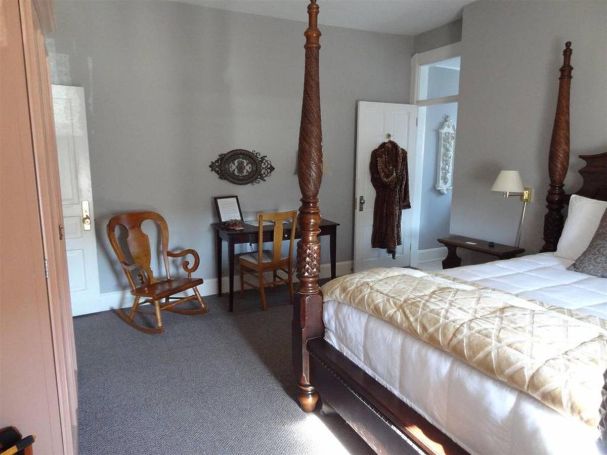 Nestle Inn - Housity