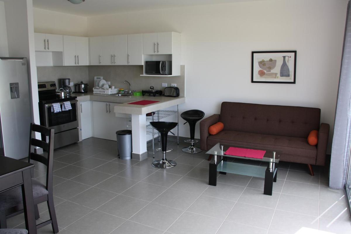 Apartamentos La Alborada Airport SJO - Housity
