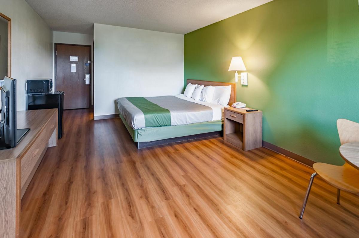 Motel 6-Drums - Housity
