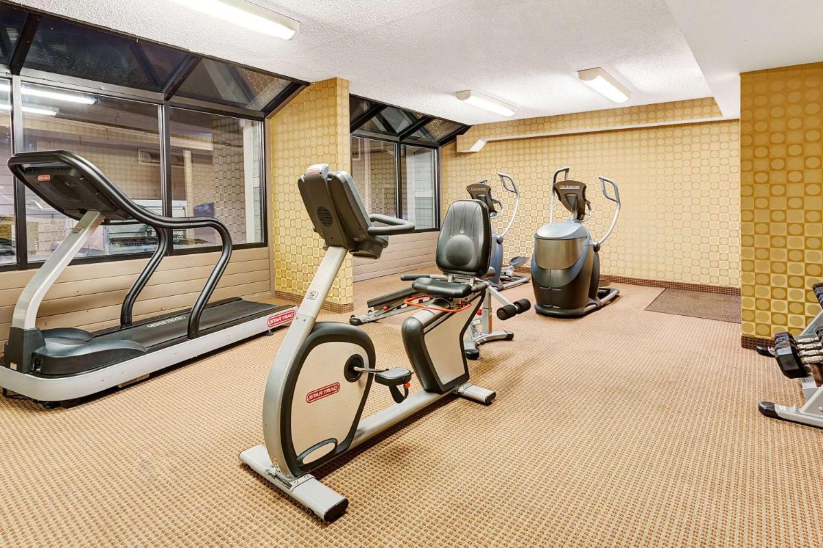 Days Inn by Wyndham Cheyenne - Housity