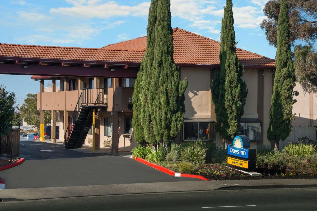 Days Inn by Wyndham Pinole Berkeley - Housity