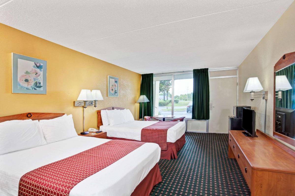 Days Inn by Wyndham Clarksville TN - Housity