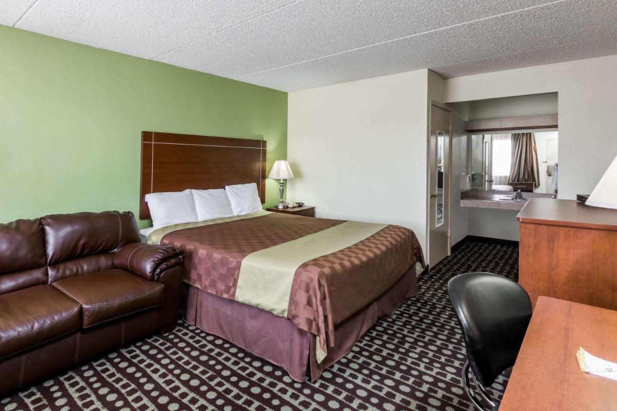 Days Inn by Wyndham Midland - Housity