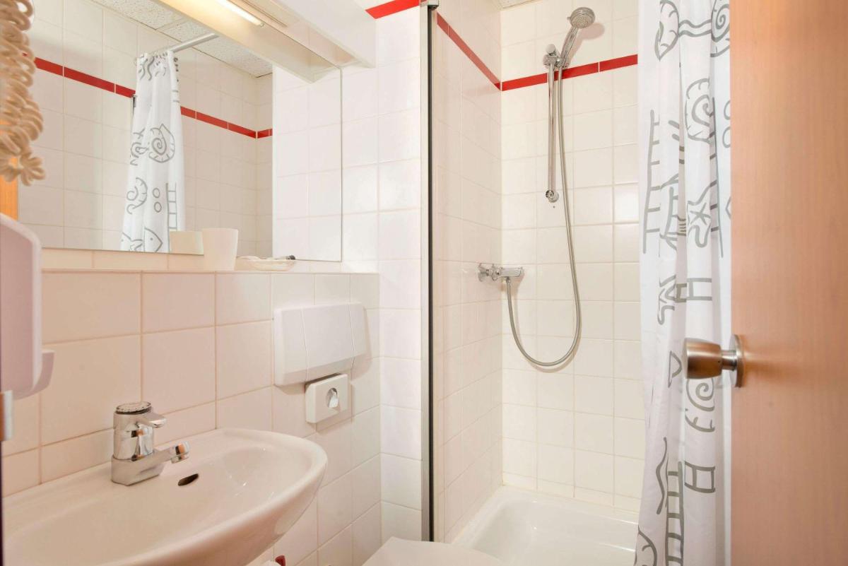 Days Inn Dortmund West - Housity