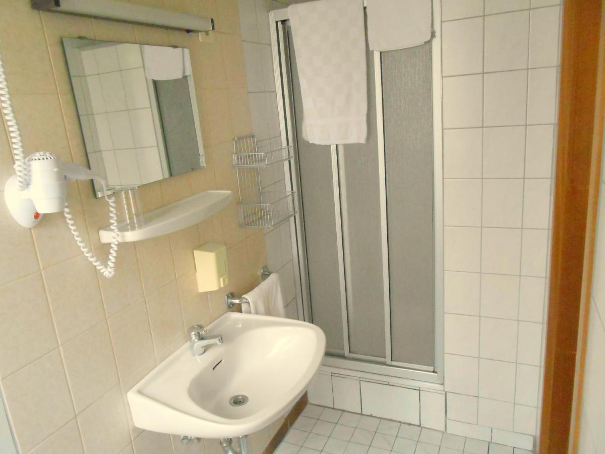 Hotel Andernacher Hof - Housity