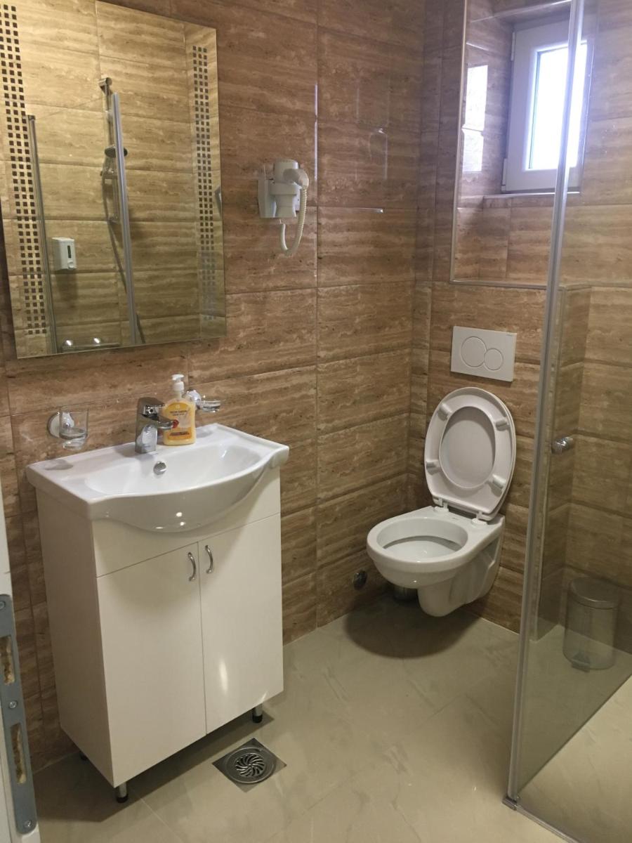 B&B Hisar International - Housity