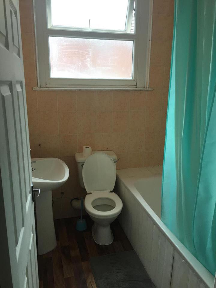 Double Room Home Stay - Housity