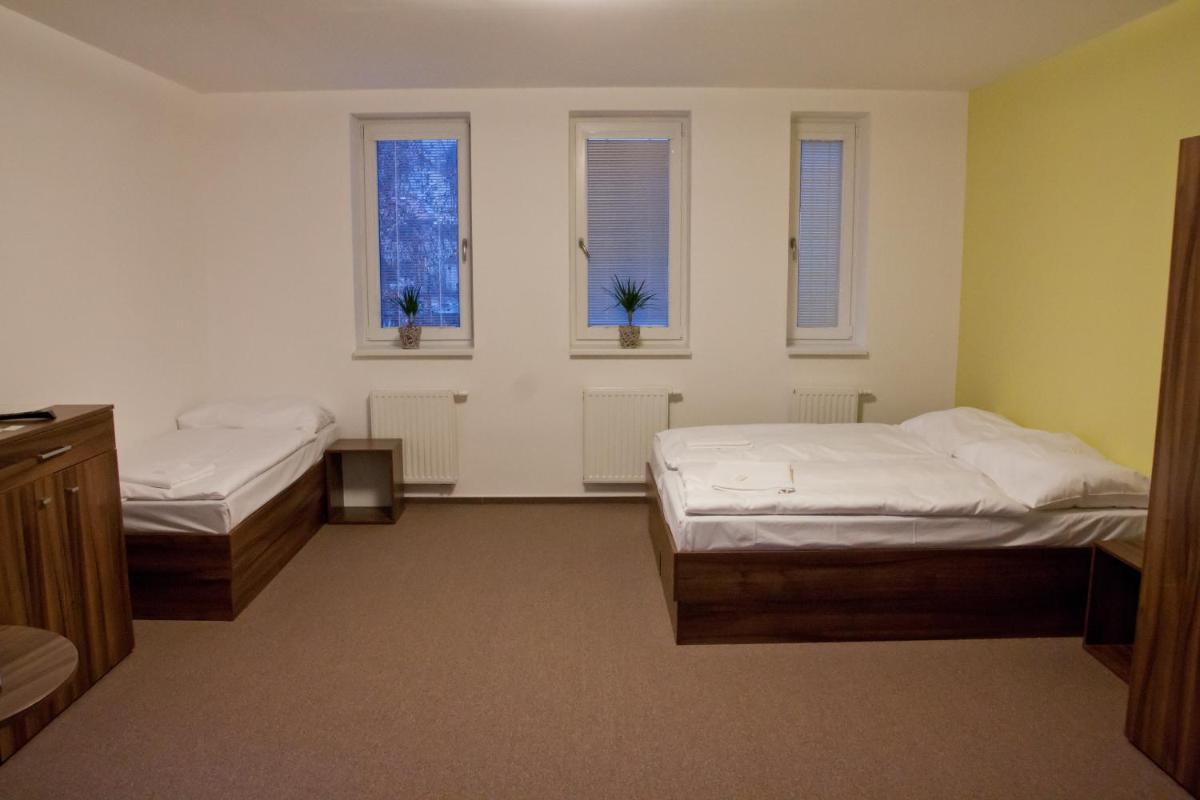 Linden Restaurant and Pension - Housity