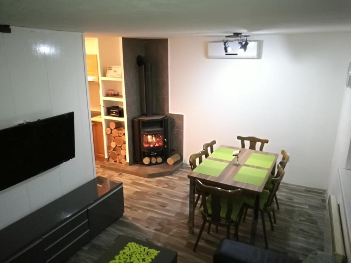 Chata Brod nad Dyji - Housity