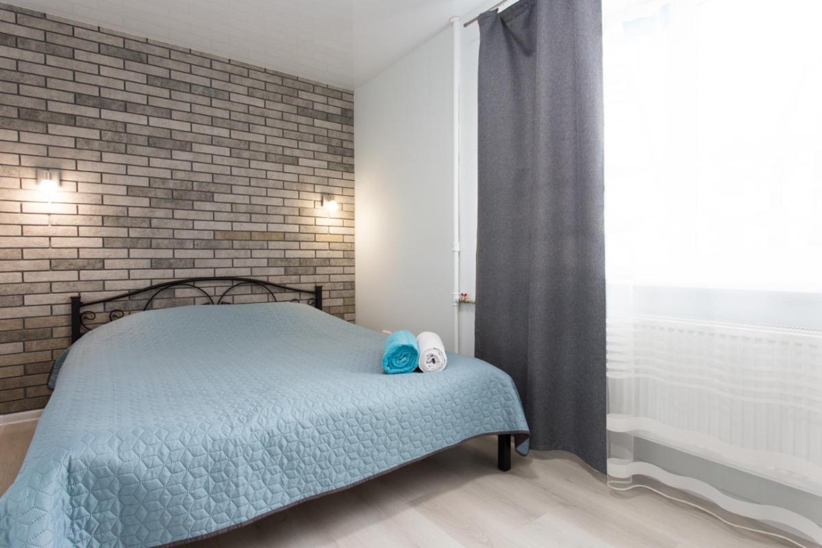 Esenina Apartment near Botanical Garden - Housity