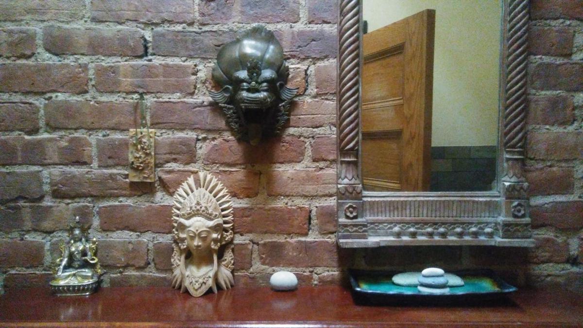 The Harlem Flophouse - Housity