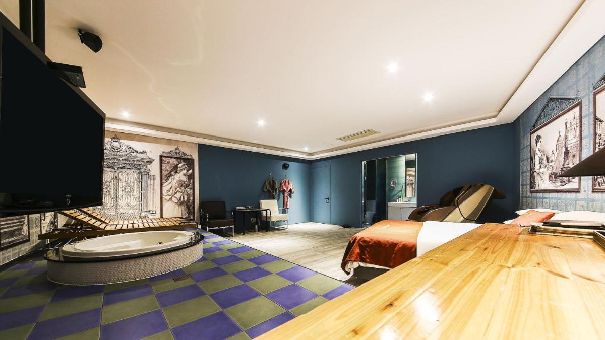 Hotel ON - Housity