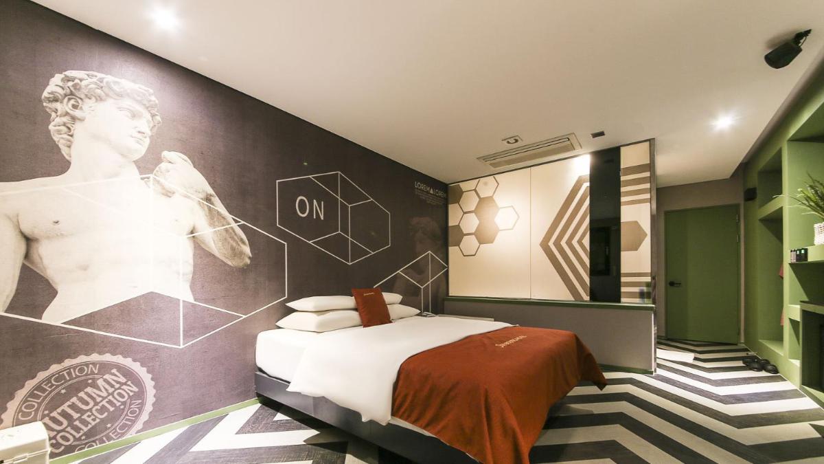 Hotel ON - Housity