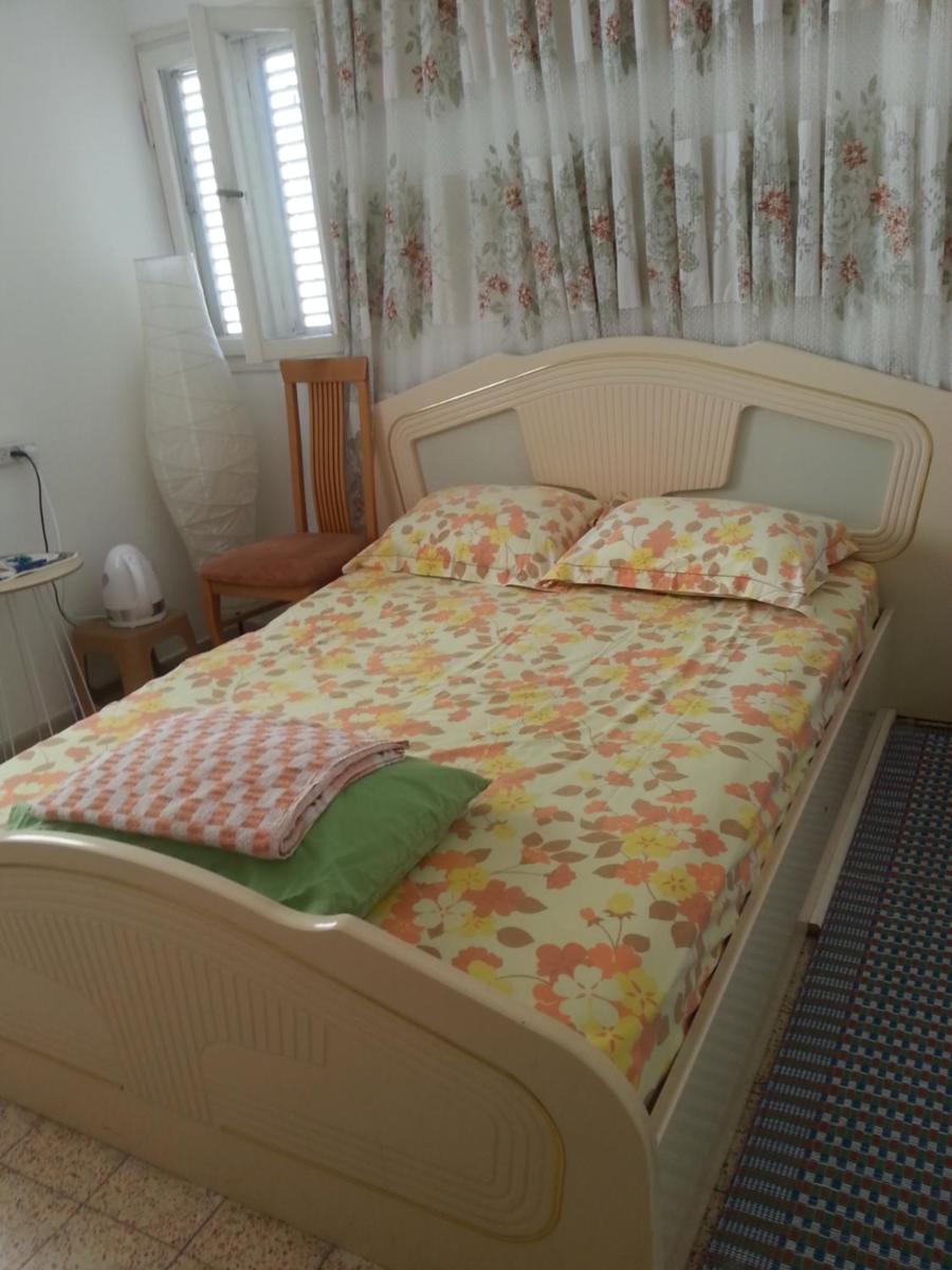 Room in Apartment on Balfour - Housity