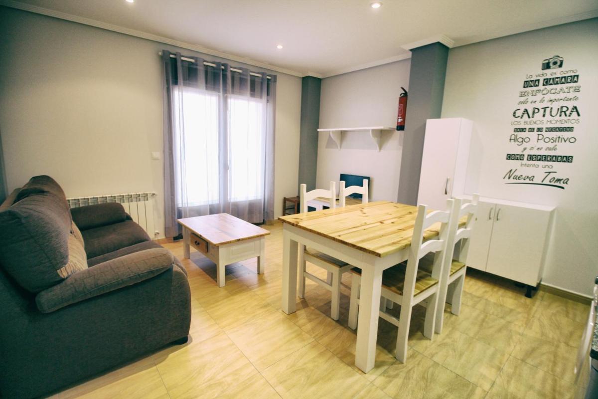 Apartamentos La Fuente de Enmedio - Housity