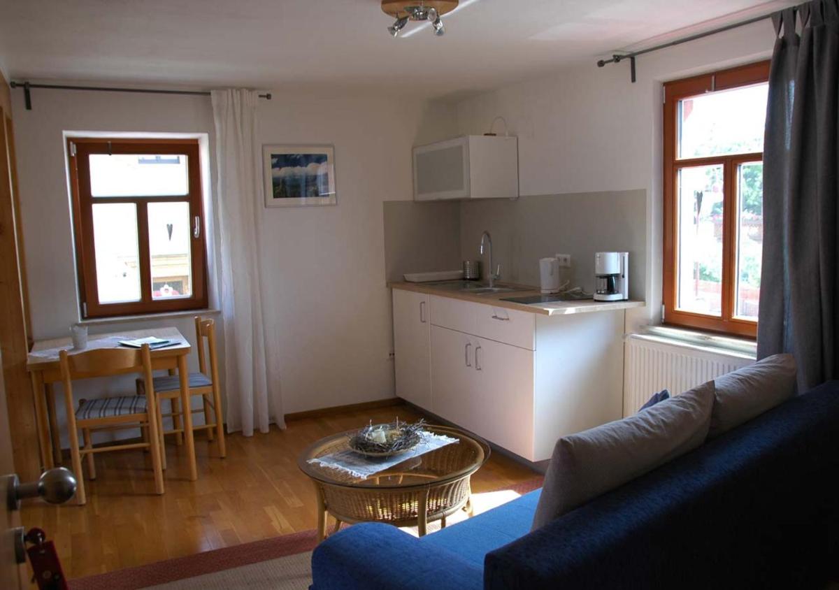 Gästehaus PALATINAS - Housity