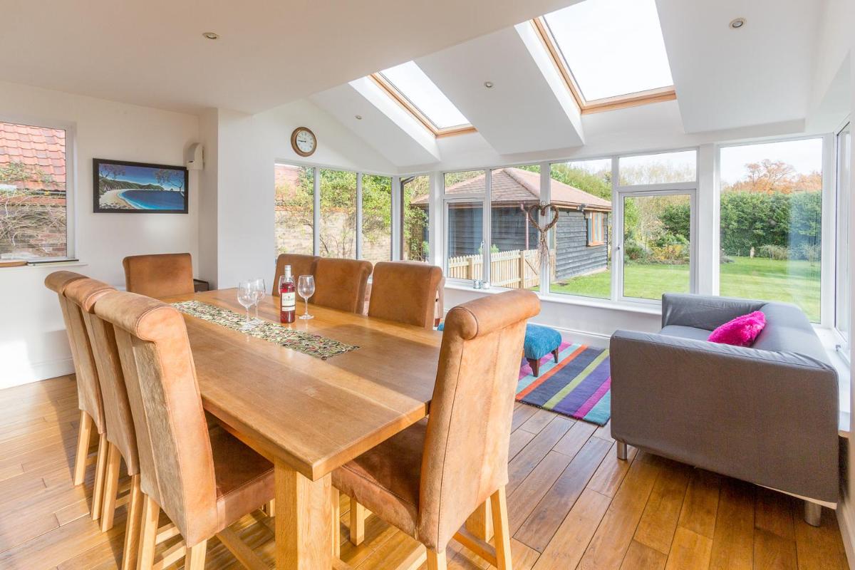 Swiss Cottage - Housity