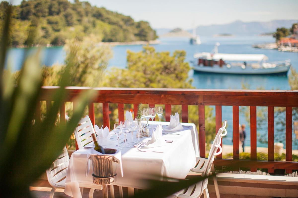 Hotel Odisej - Housity