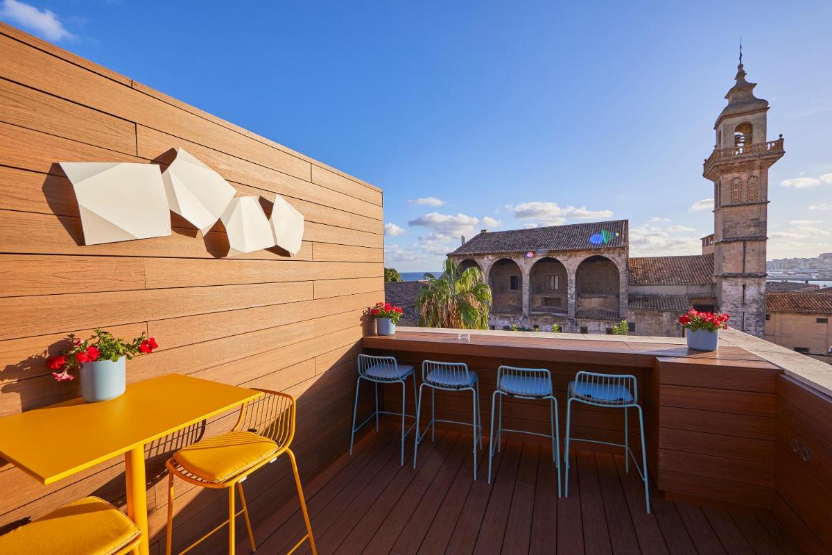 Un balcón o terraza de Santa Clara Urban Hotel & Spa