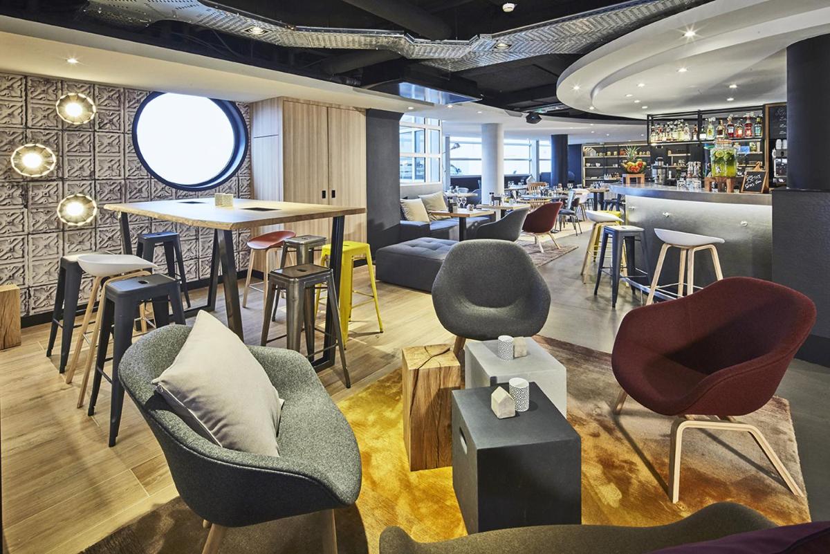 Radisson Hotel Paris Le Bourget - Housity