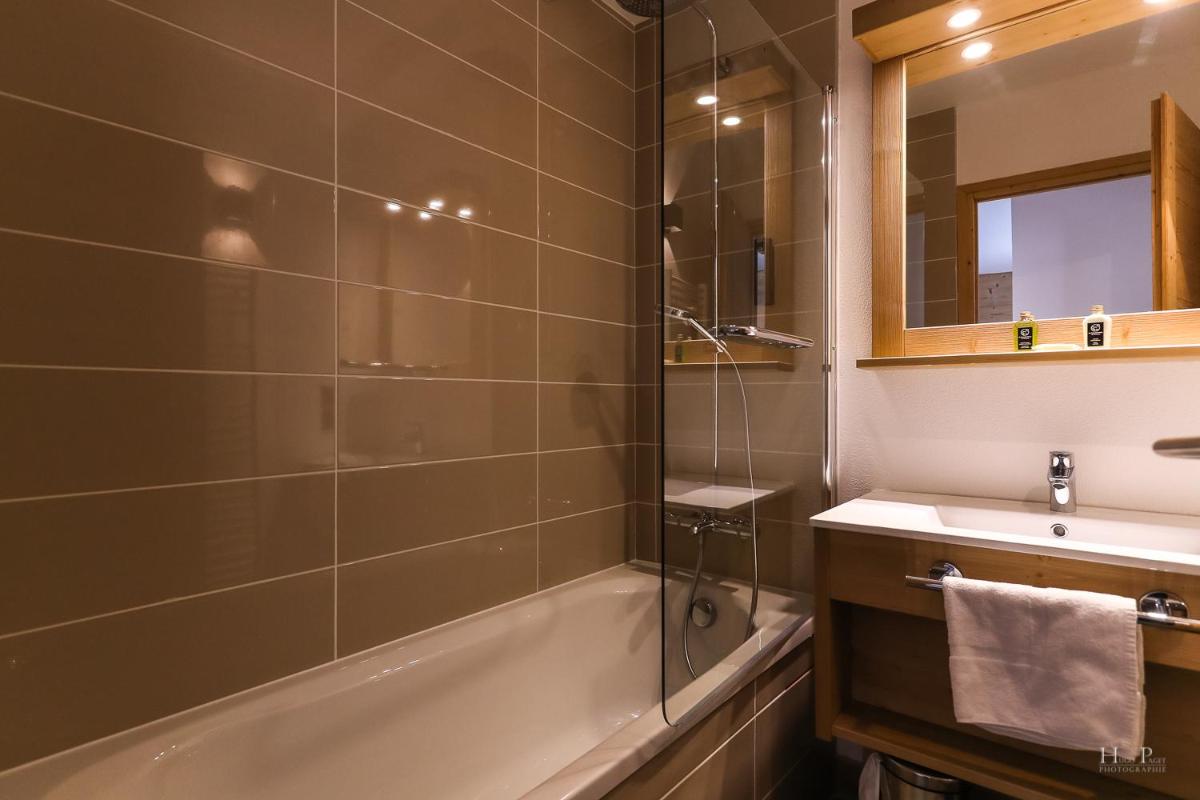 Salle de bains dans l'établissement TERRESENS - Les Fermes du Mont-Blanc